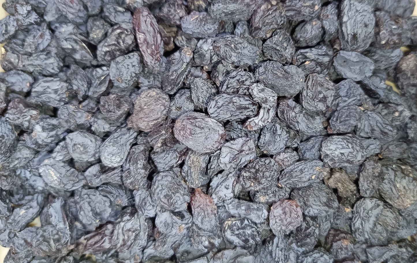 Black Raisins