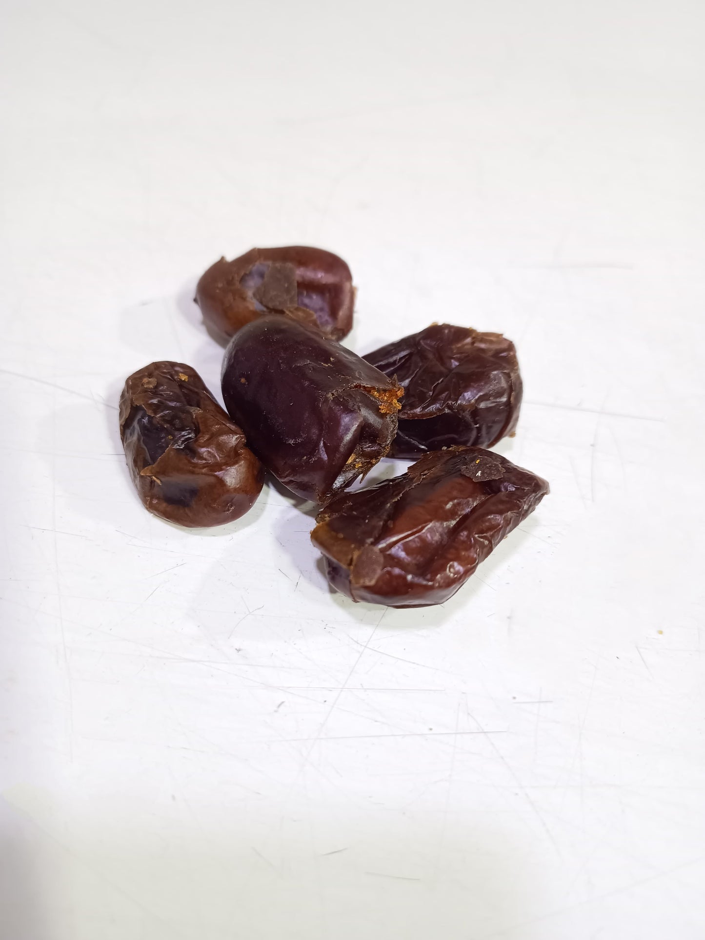 Premium Jumbo Zahidi Dates.